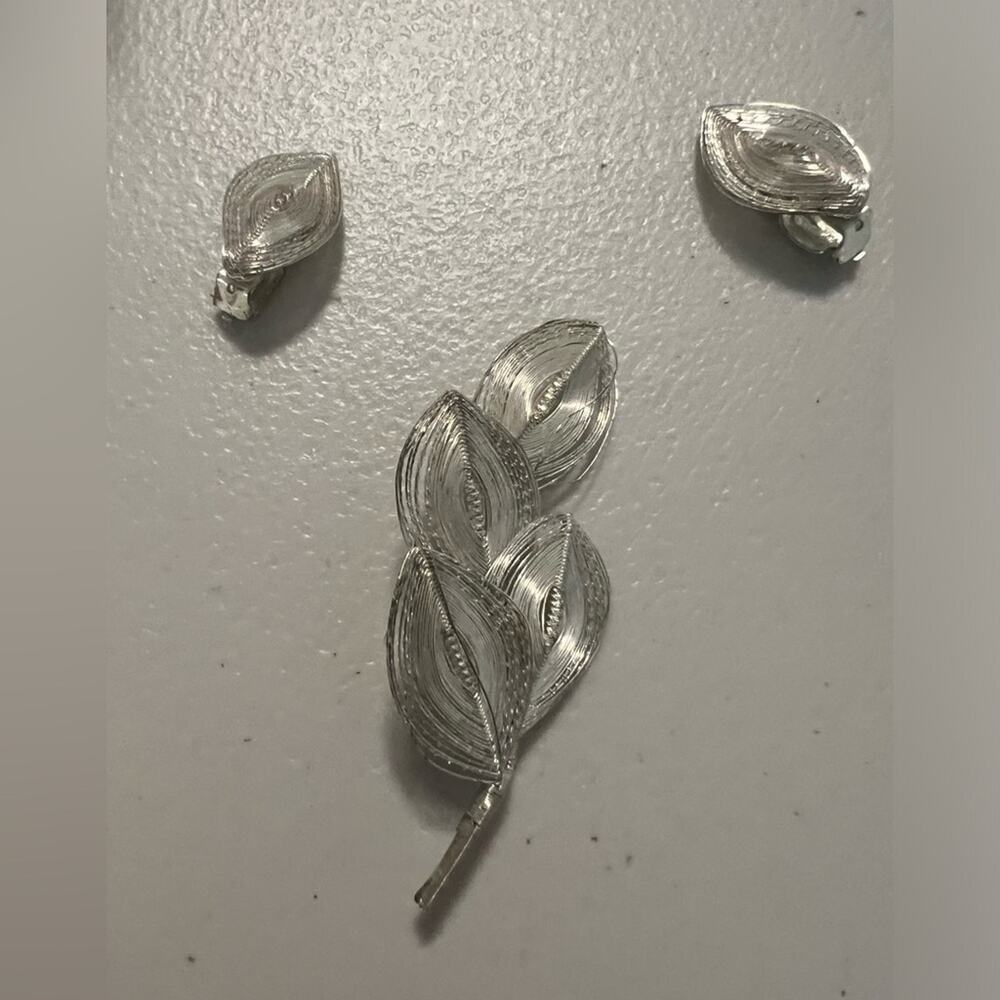 Leaf brooch and clip on earrings set